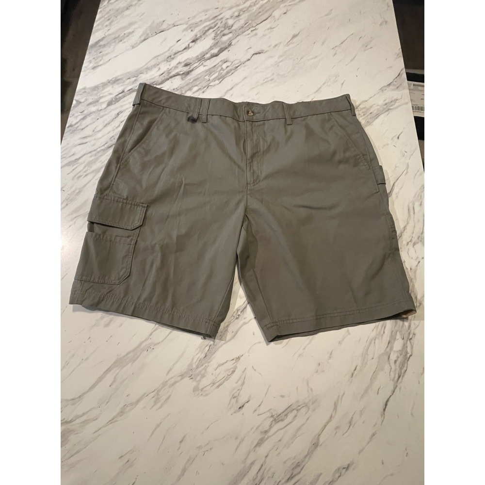 Mens BRAHMA GREEN NEW WITH TAGS SHORTS SIZE 44